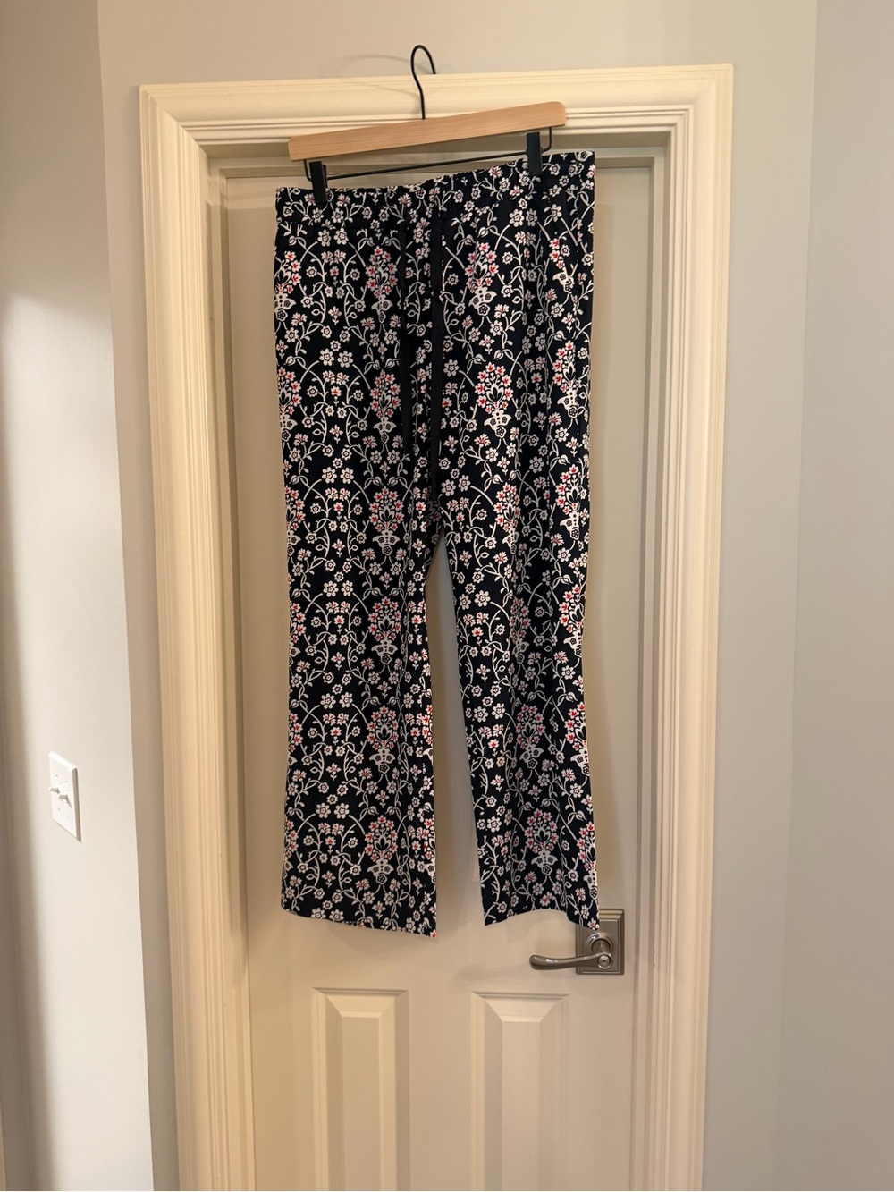 LOFT Navy Floral Wide-Leg Pants with red Accents